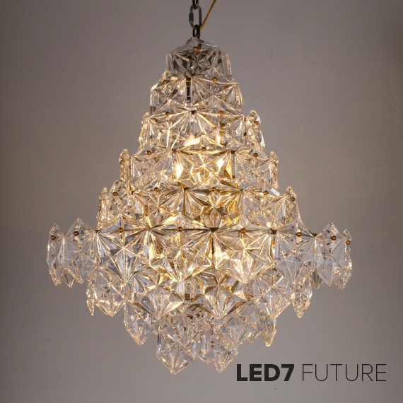 Loft Industry Modern - Scale Chandelier V2